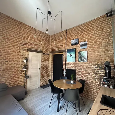 W Starej Kamienicy Apartment *